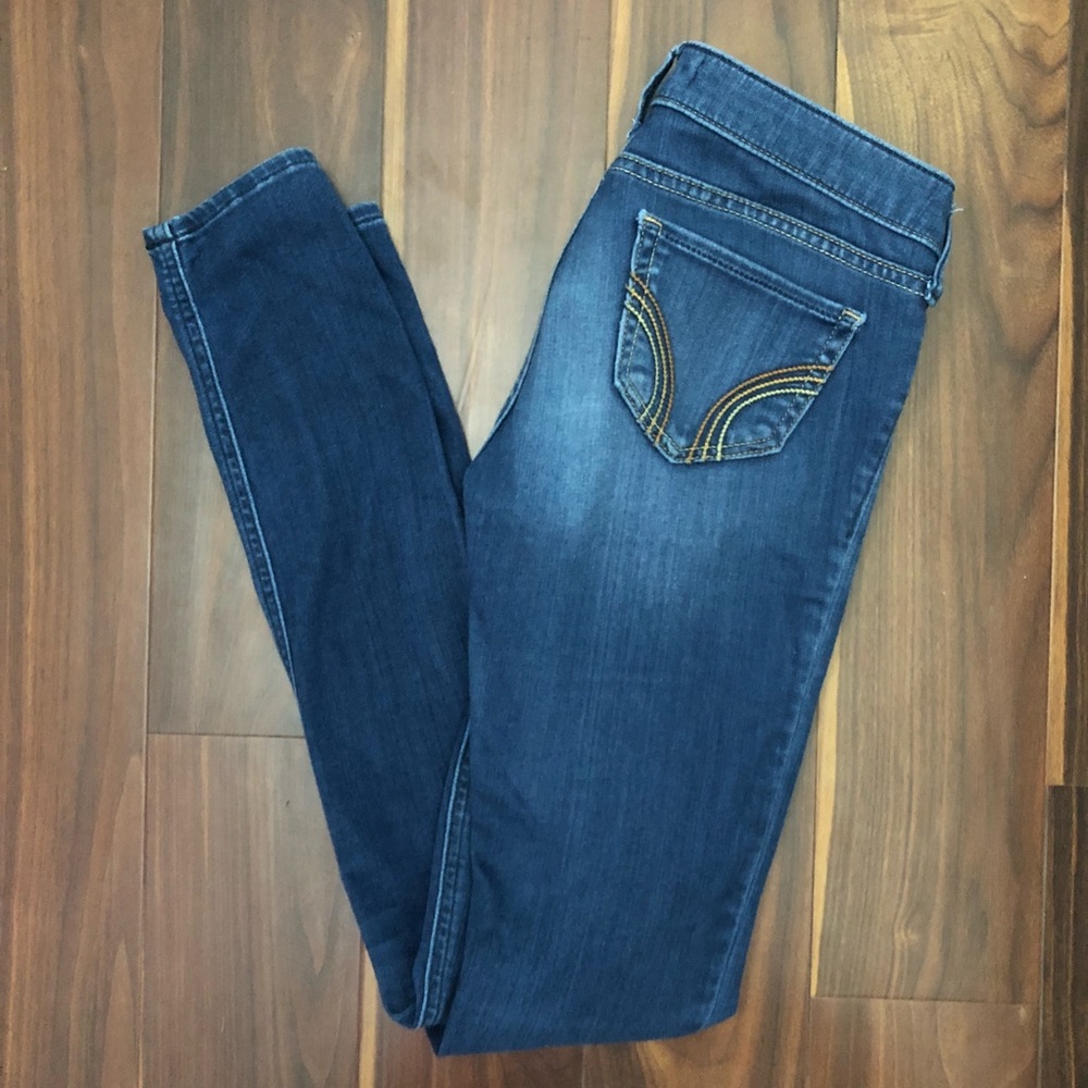 HOLLISTER jeggins!